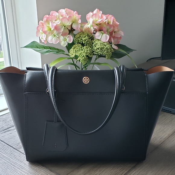 Tory Burch Handbags - Tory Burch Parker Tote